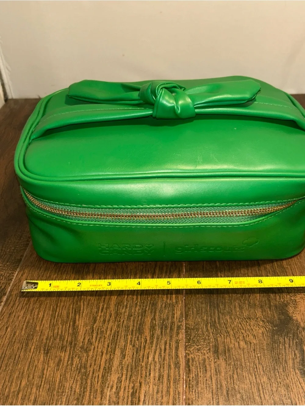 Hard Candy X Girl Scouts Mint Cosmetics Makeup Bag Great Condition